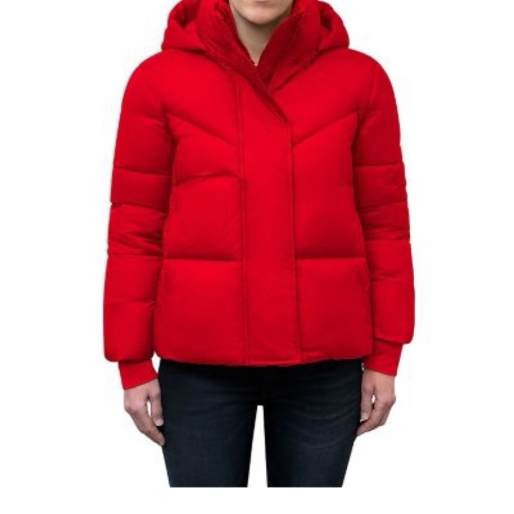 BCBG Ladies Puffer Jacket